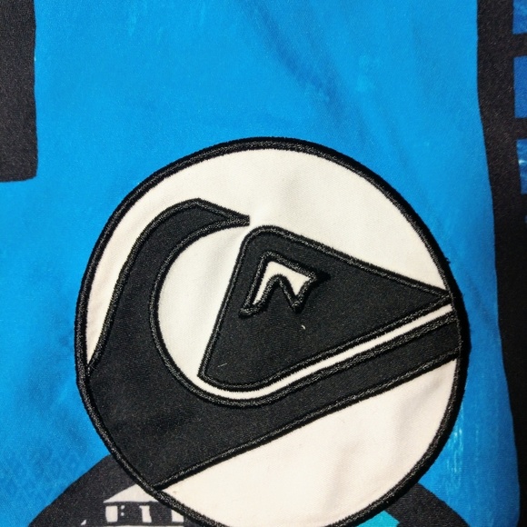 Vintage Quicksilver Board Shorts - Picture 4 of 8
